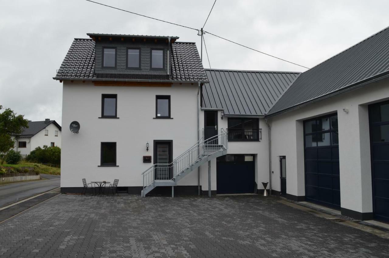Beim Hooch "Schindelloft" Apartment Brucktal Exterior photo